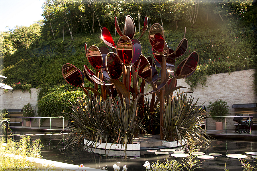 foto Giardini Trauttmansdorff - Giardino degli Innamorati e binocolo di Matteo Thun